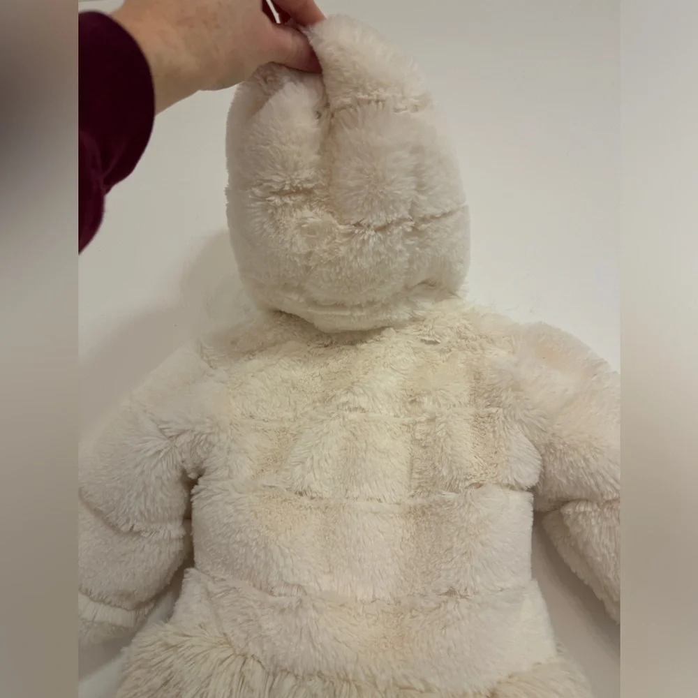 American Widgeon cream color girls 12 months faux fur coat - Picture 3 of 5